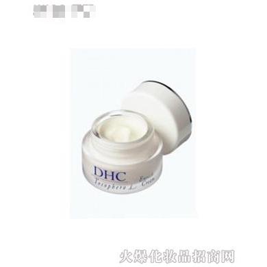 蝶翠詩復顏霜